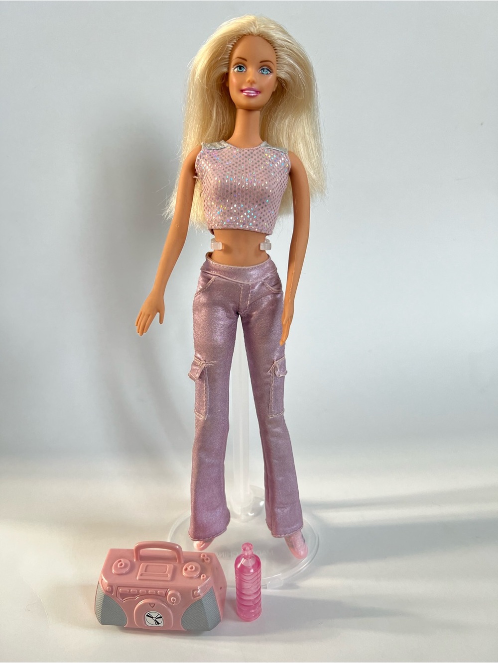 2002 Dance & Flex Barbie doll